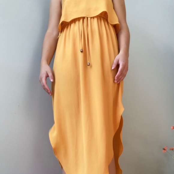 Nerlerolian Dresses & Skirts - Flirty Dress